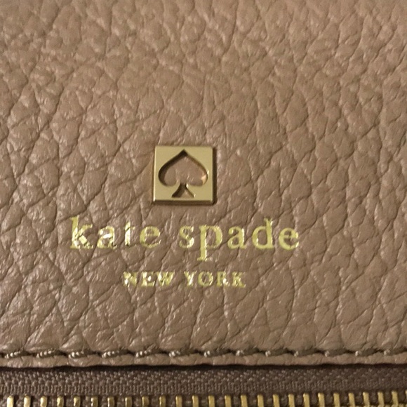 Kate Spade Southport Ave Alessa Satchel/Cross Body - Picture 5 of 6